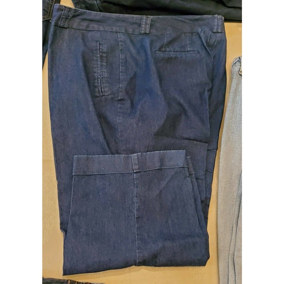 Lot 5 Women's Size 14 Capris (Nine West, Dockers, Tommy Hilfiger, New Direction) - Picture 4 of 6